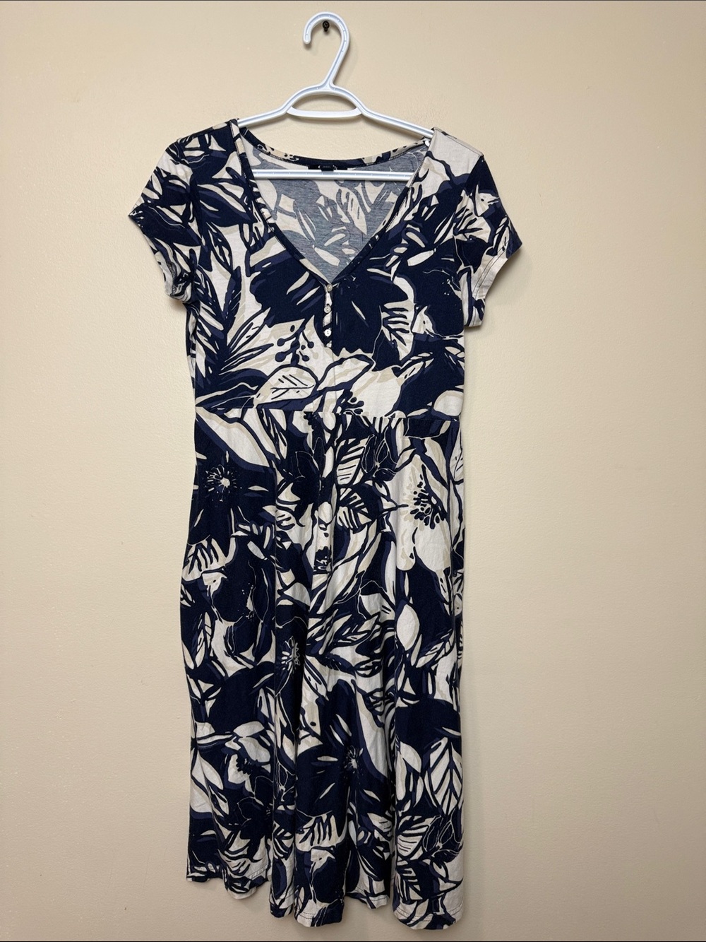 Chaps Navy and White Floral V-Neck Dress